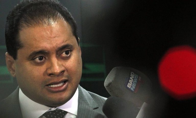 Weverton diz que pretende convencer Flávio Dino a mudar de posição em relação a Brandão