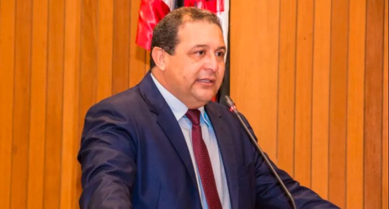 Deputado Fábio Braga tira licença e Jota Pinto assume