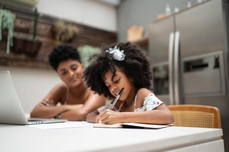Homeschooling é legal? Dúvida vira sinal de polêmica