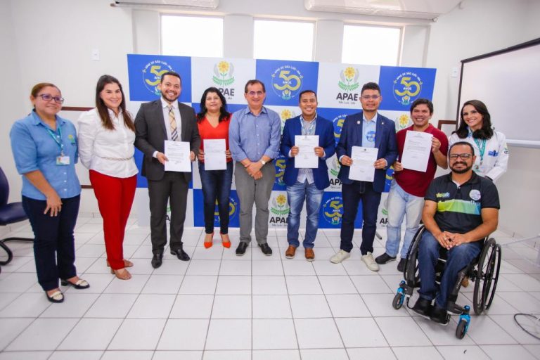 Vereadores reafirmam importância da Apae e destinam R$ 1 milhão em emendas