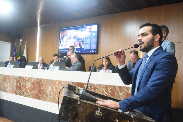 Aldir Júnior critica criação de cargos pela Prefeitura de São Luís