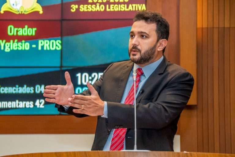 Partido do vice de Lula ameaça expulsar deputado que declarou apoio a Bolsonaro