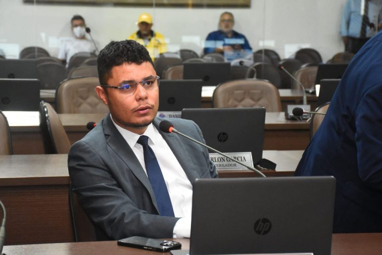 Ribeiro Neto diz que Eduardo Braide usa combate ao câncer para manter popularidade