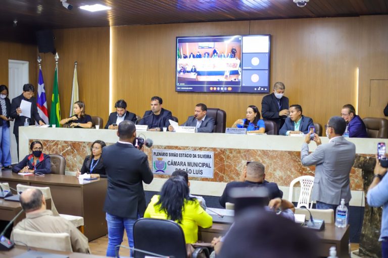 Secretários podem responder por crime de responsabilidade após ignorar convocação