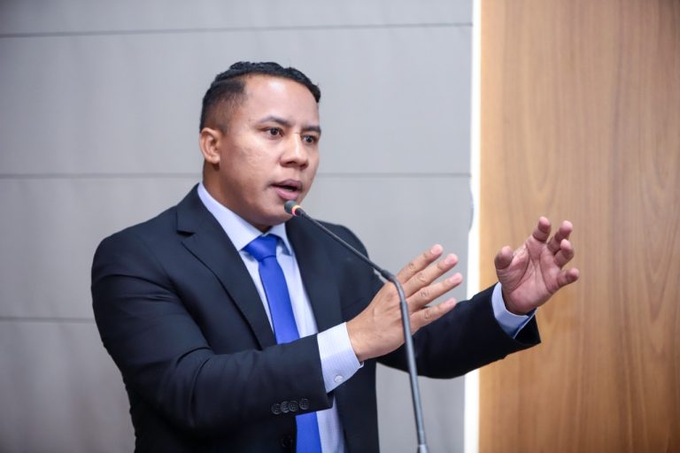 ‘Será rotina’, diz vereador sobre presença de secretários municipais na Câmara