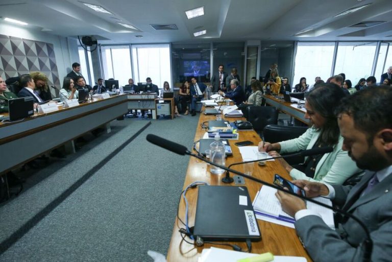 CPMI do Golpe aprova quebra de sigilos de alvos da investigação