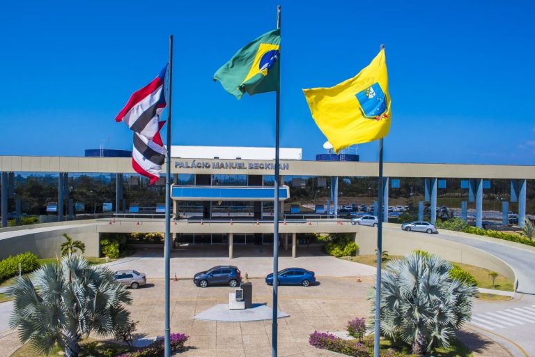 Assembleia realiza sessão e celebra 17 anos da Lei Maria da Penha