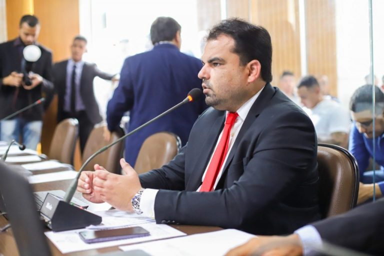 Projeto de Álvaro Pires autoriza a concessão de incentivos às atividades ligadas à área de educação em São Luís