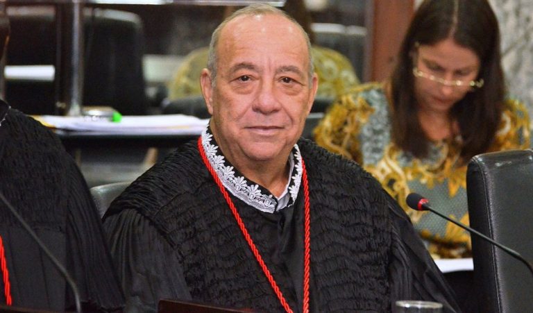 Ministro do STF nega retorno de desembargador afastado ao cargo no Maranhão