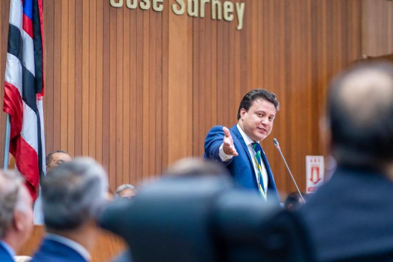 Petista se antecipa e lança Flávio Dino para ser sucessor de Lula em 2030