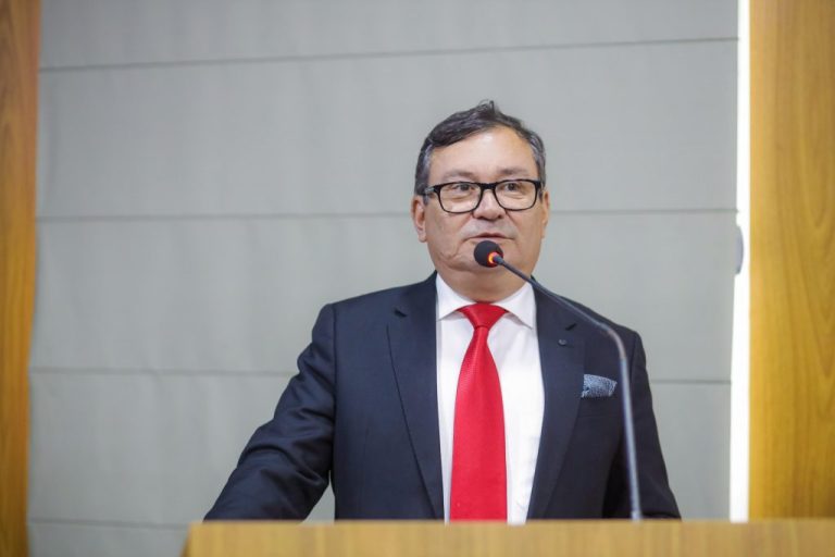 Ivaldo Rodrigues critica descaso com feiras e mercados de São Luís