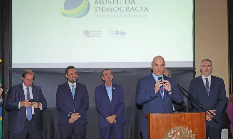 Soberania brasileira está sob ataque de mercantilistas estrangeiros, diz Alexandre de Moraes