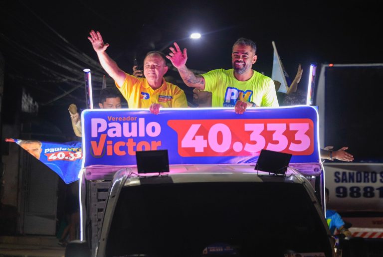 Carlos Brandão reforça campanha de Paulo Victor em carreata pelas ruas de São Luís