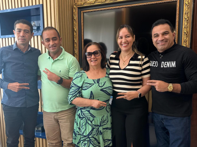 ‘Força das nossas mulheres’, diz Detinha sobre candidatura de Belezinha à Famem