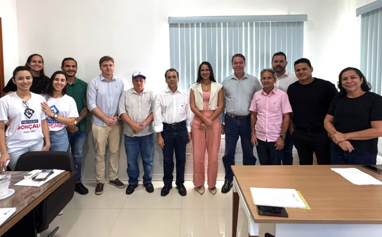 Naila Gonçalo recebe representantes da ZPE de Bacabeira para início do projeto