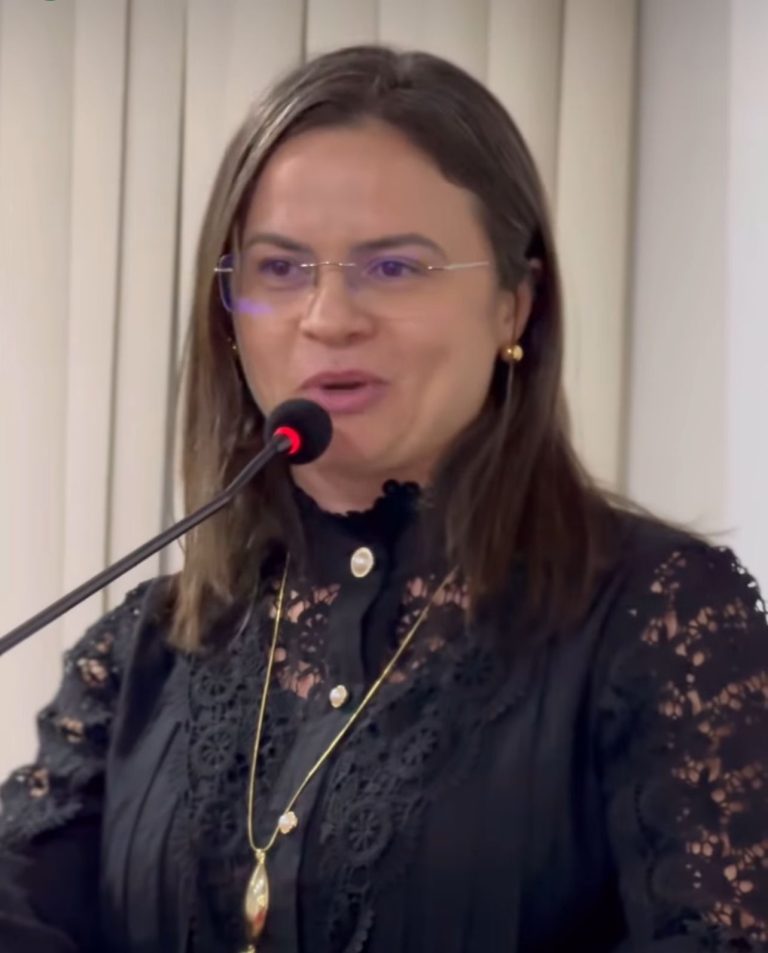 “Nos orgulha muito”, diz Fabiana Vilar sobre participação das mulheres em espaços de poder