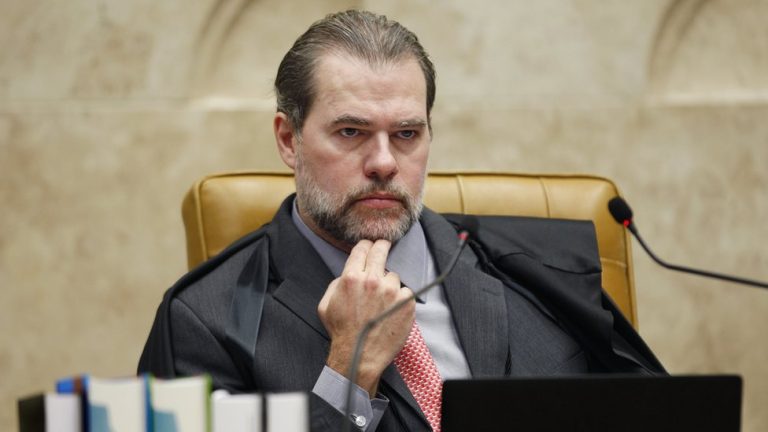 ‘É constitucional vinculação dos servidores de outros Poderes ao IPREV’, diz Toffoli
