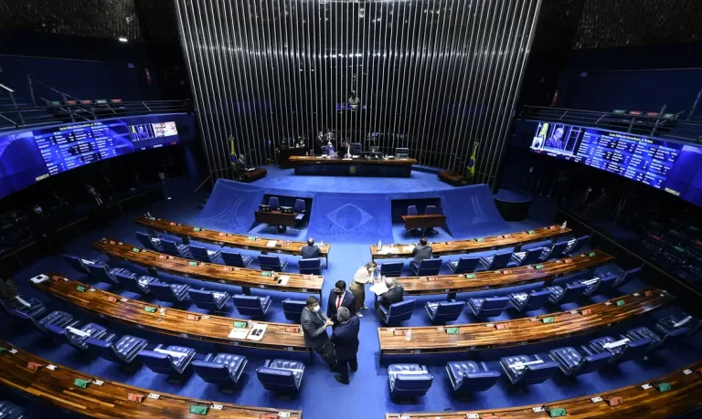 69,3% dos eleitores maranhenses não sabem em quem votar para senador