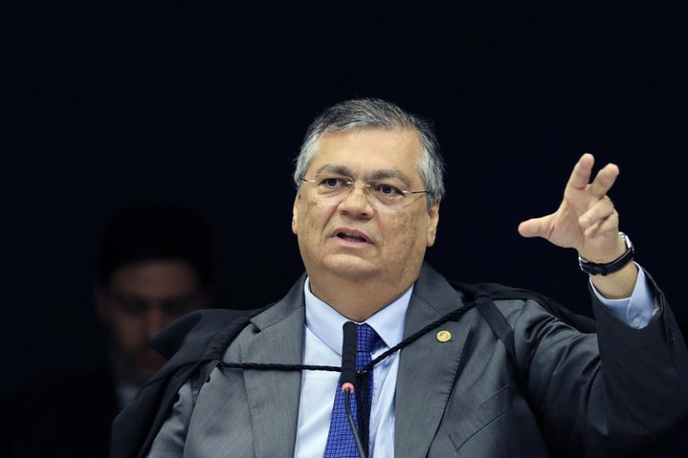 Flávio Dino afirma que críticas às urnas eletrônicas pertencem ao ‘passado’