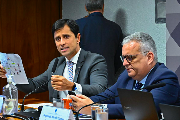 Empresário é preso por falso testemunho na CPMI do INSS