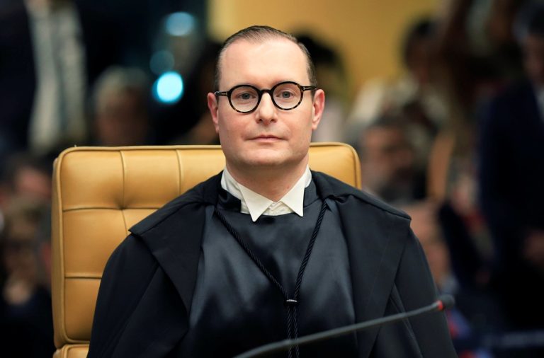 Zanin nega pedidos de dois indiciados da 18 Minutos