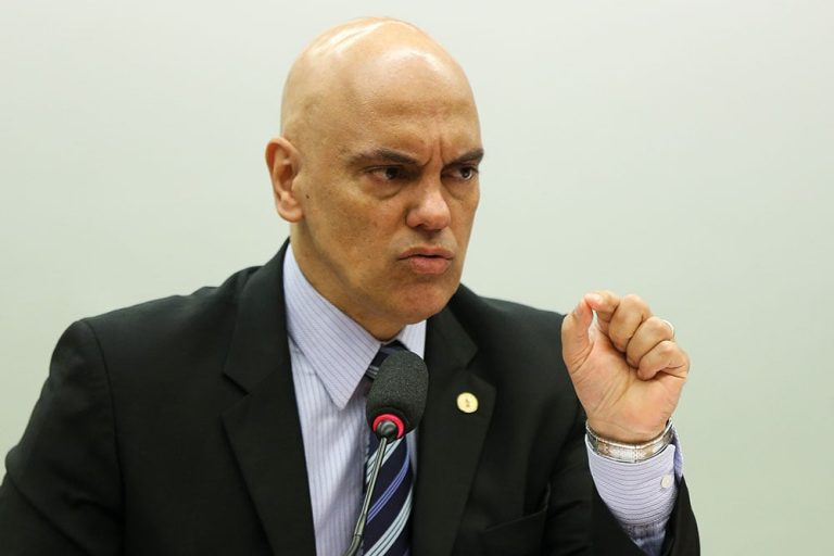 Jornalista que advoga vence empresário arariense no STF