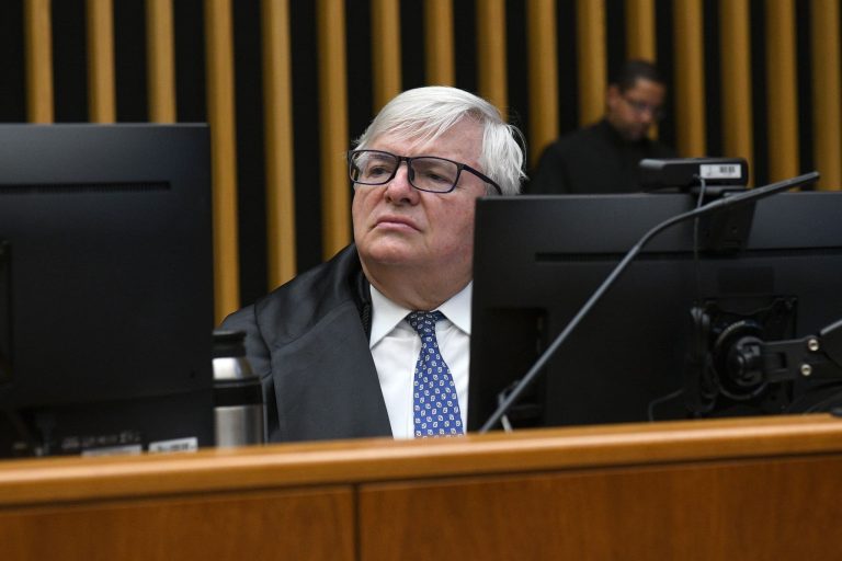 STJ negou domiciliar baseado em argumentos de Eva Curió