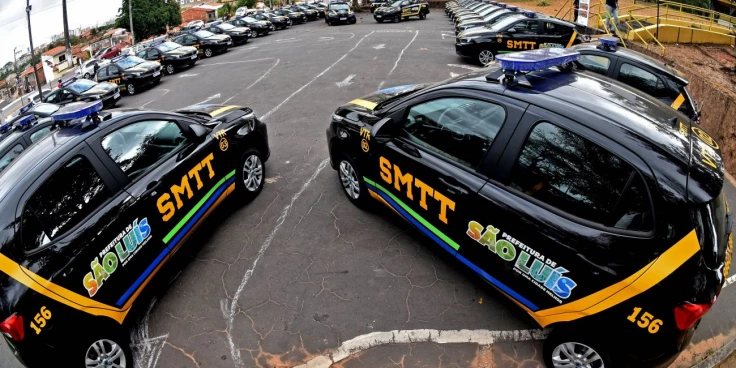 Justiça determina que a SMTT afaste agentes sem concurso