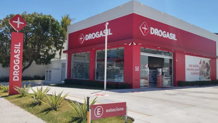Drogasil é proibida pela Justiça de exigir CPF de clientes
